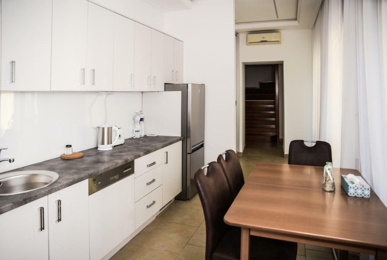 Centrum Apartman Cegled Luaran gambar